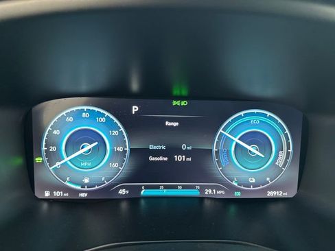 Used 2023 Hyundai Santa Fe SEL Convenience image 15