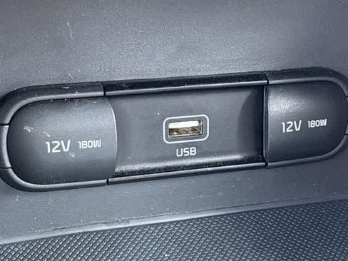 Used 2022 Kia Sportage LX image 32