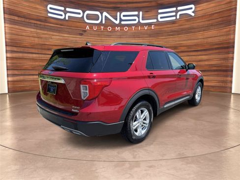 Used 2023 Ford Explorer XLT w/ Equipment Group 202A AWD/4WD image 7