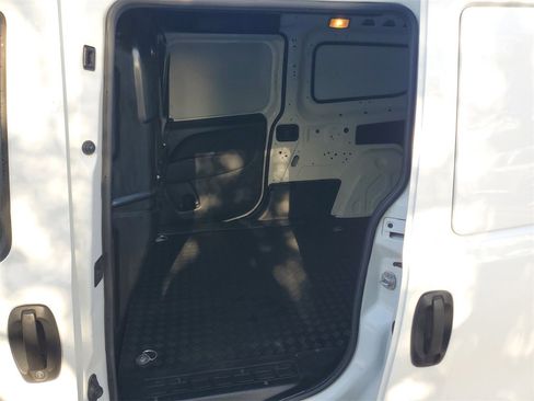 Used 2021 RAM ProMaster City Tradesman image 15