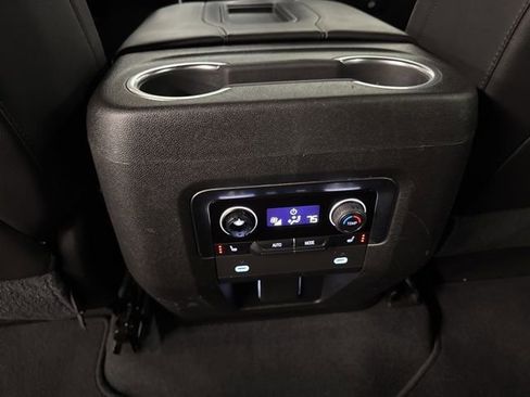 Used 2021 Chevrolet Tahoe Premier AWD/4WD image 23
