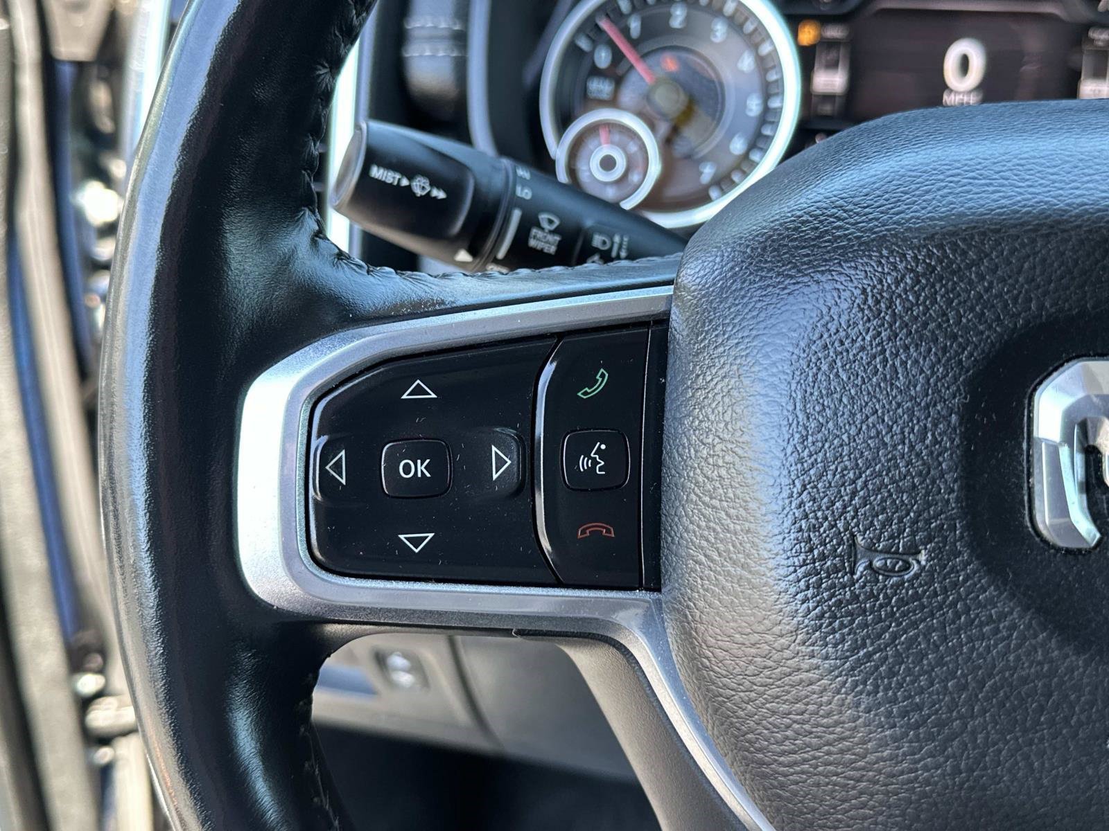 Used 2020 RAM 1500 Laramie AWD/4WD image 24