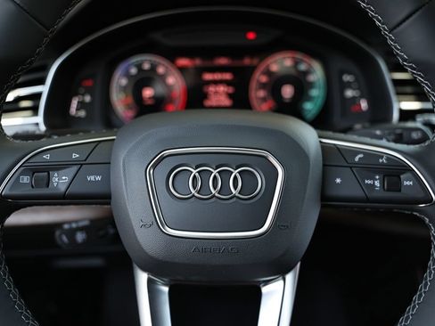 New 2026 Audi Q8 Premium AWD/4WD image 32