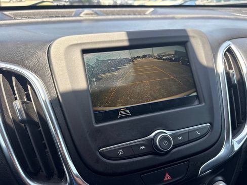 Used 2019 Chevrolet Equinox LT FWD image 26