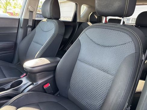 Used 2016 Kia Soul + w/ Designer's Package FWD image 28