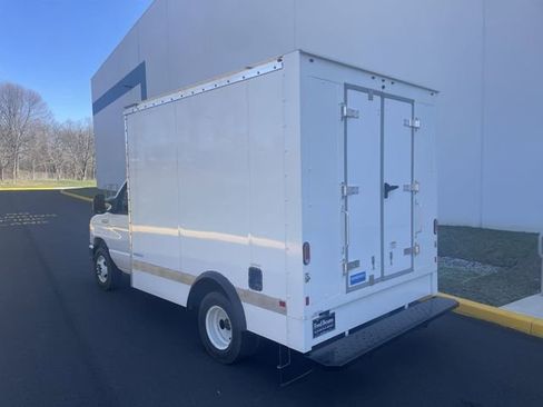 New 2025 Ford E-350 and Econoline 350 Super Duty w/ Power Equipment Group RWD image 8