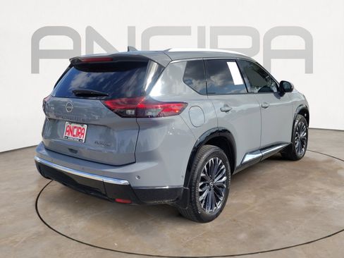 Used 2024 Nissan Rogue Platinum w/ Platinum Premium Package image 12