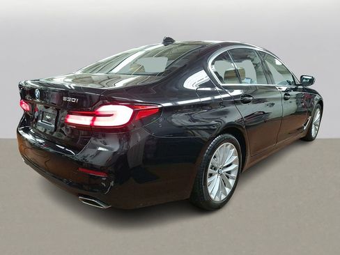 Certified 2023 BMW 530i xDrive w/ Premium Package image 3