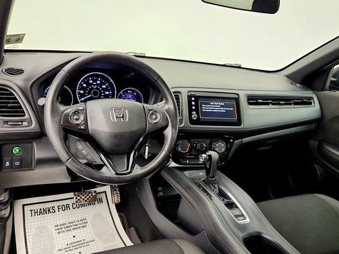 Used 2021 Honda HR-V Sport image 9