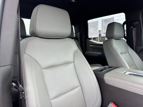 Used 2022 GMC Sierra 1500 SLT w/ SLT Convenience Package image 24
