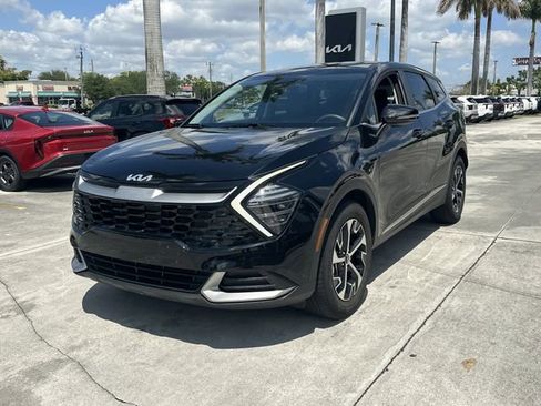 Certified 2024 Kia Sportage EX FWD image 2
