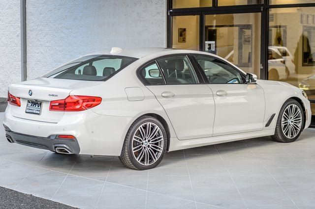 Used 2019 BMW 540i w/ M Sport Package RWD image 9