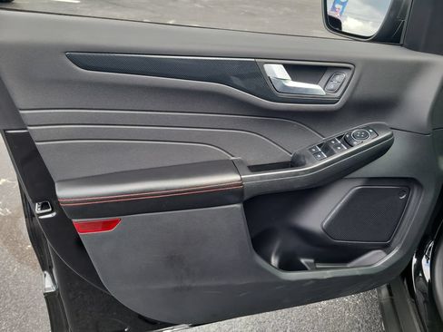 Certified 2023 Ford Escape ST-Line w/ Tech Pack #1 FWD image 13