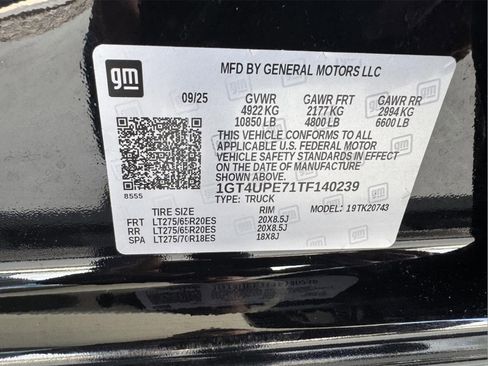 Used 2026 GMC Sierra 2500 AT4 w/ AT4 Premium Plus Package AWD/4WD image 41
