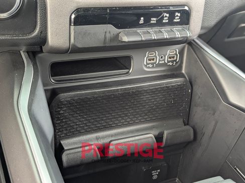 Used 2021 RAM 1500 Big Horn image 28