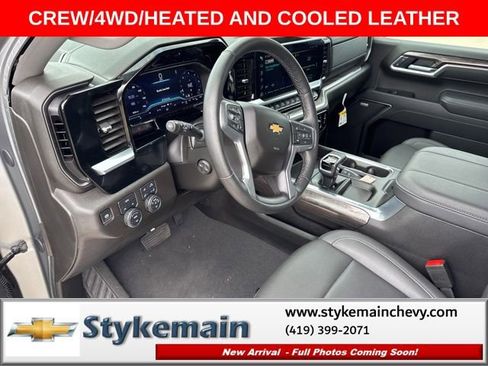 Used 2025 Chevrolet Silverado 1500 LTZ image 23