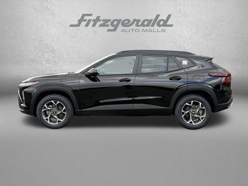 New 2026 Chevrolet Trax LT image 4