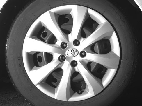 Used 2025 Toyota Corolla LE FWD image 13