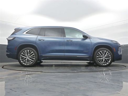 Certified 2025 Buick Enclave Avenir w/ Super Cruise Package image 54