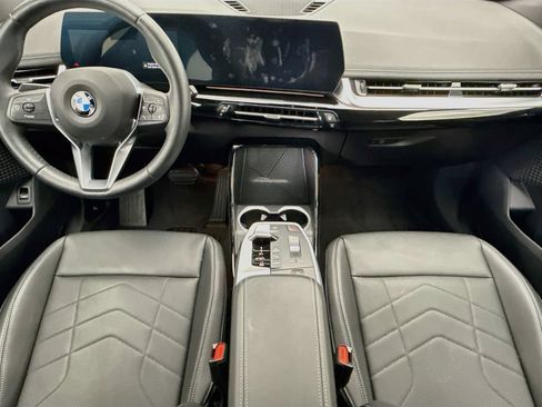 Used 2025 BMW X1 xDrive28i AWD/4WD image 13