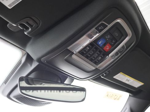 Used 2022 RAM 1500 Limited AWD/4WD image 12