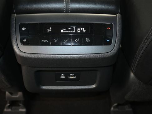 Used 2023 Nissan Pathfinder SL w/ Lighting Package (N92) AWD/4WD image 25