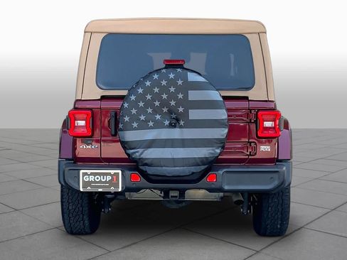 Used 2021 Jeep Wrangler Unlimited Sahara w/ Cold Weather Group AWD/4WD image 5