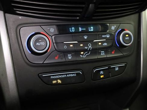 Used 2019 Ford Escape SEL image 23