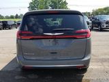 New 2025 Chrysler Pacifica Select image 5