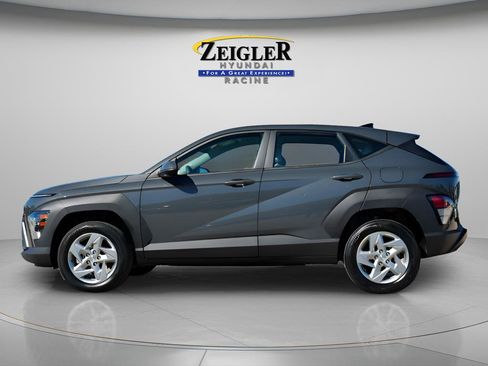 Certified 2024 Hyundai Kona SE AWD/4WD image 4