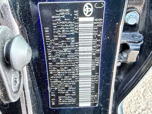 Used 2025 Toyota Corolla LE FWD image 26