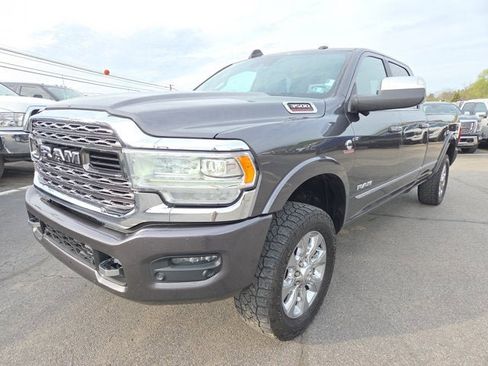 Used 2019 RAM 3500 Limited AWD/4WD image 2