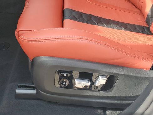 New 2026 BMW X5 M Competition w/ Executive Package AWD/4WD image 9