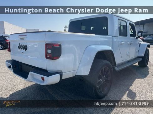Used 2021 Jeep Gladiator Overland image 4