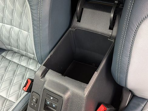 Used 2025 Ford Bronco Heritage Edition image 27