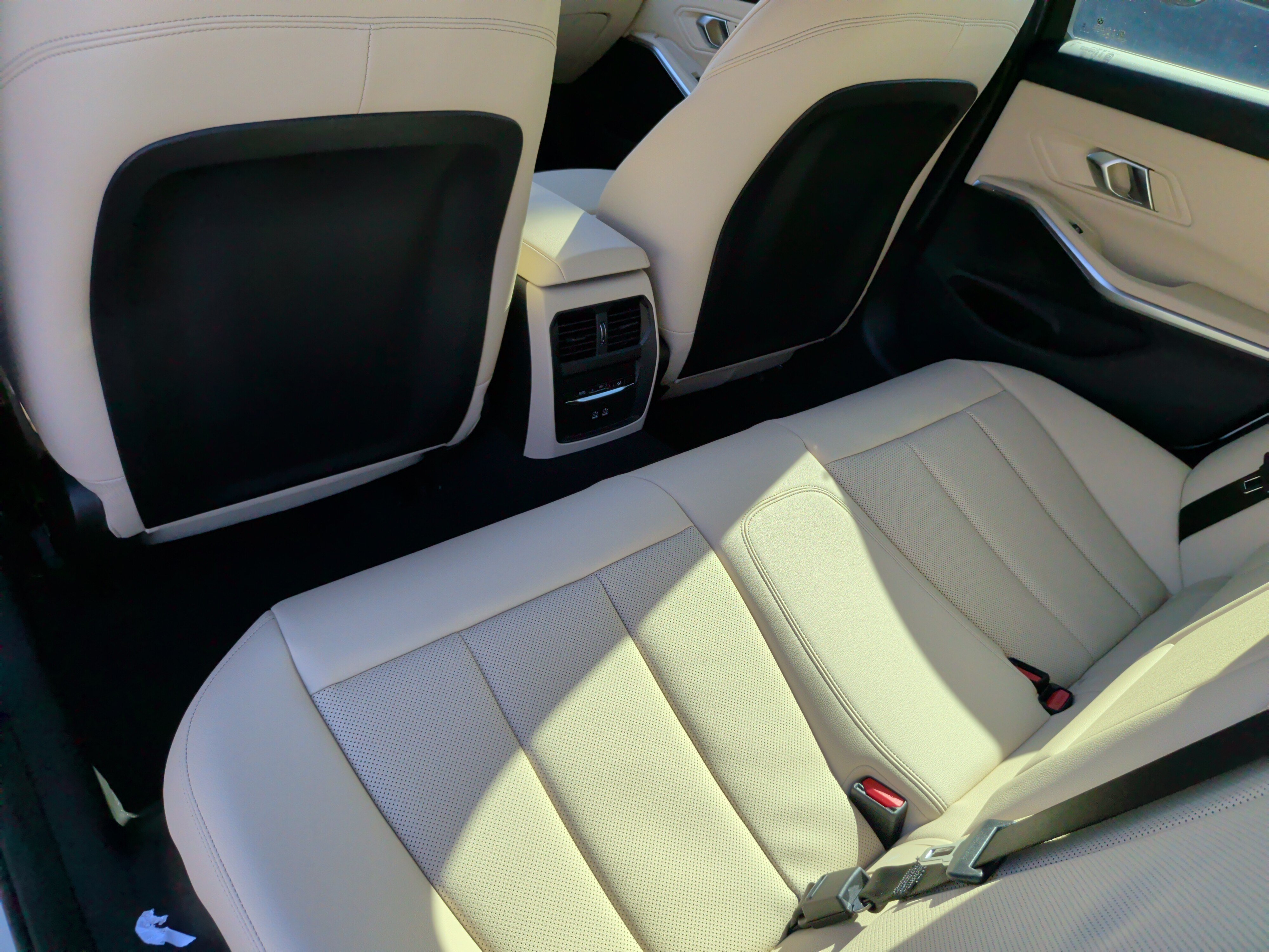 Used 2026 BMW 330i Sedan w/ Premium Package RWD image 33