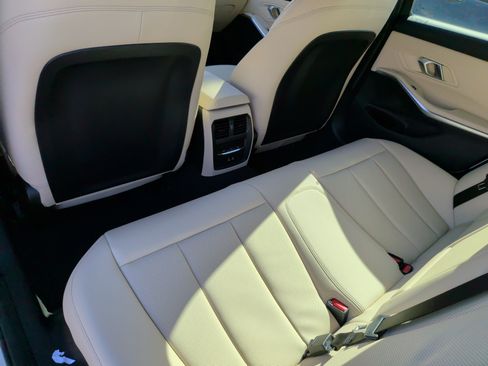 Used 2026 BMW 330i Sedan w/ Premium Package RWD image 33