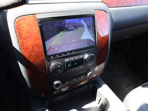 Used 2013 Chevrolet Tahoe LT AWD/4WD image 15