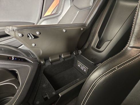 Certified 2023 Chevrolet Corvette Stingray Coupe w/ 1LT image 25