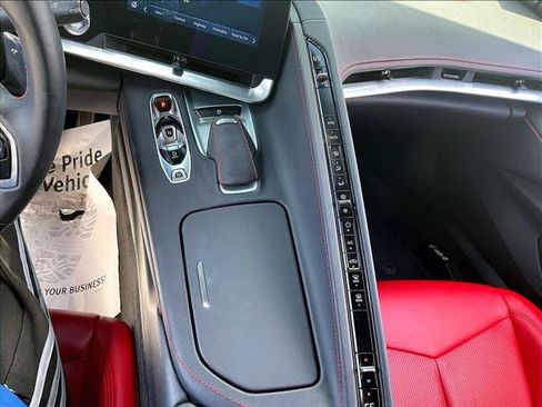 Used 2025 Chevrolet Corvette Z06 RWD image 24