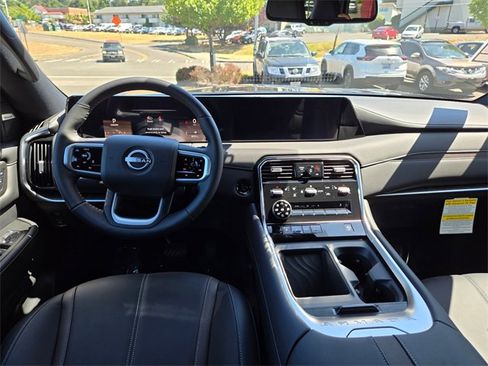 New 2025 Nissan Armada SL w/ Captain's Chari Seat Package image 12