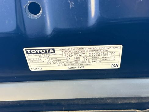 Used 2021 Toyota Camry SE image 28