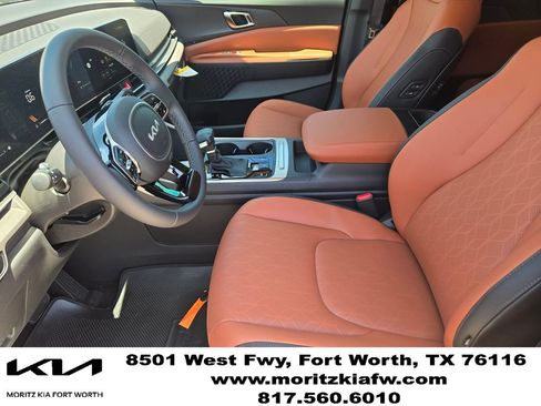 New 2026 Kia Carnival EX FWD image 11