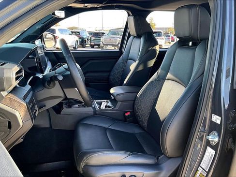 Used 2024 Toyota Tacoma Limited image 30