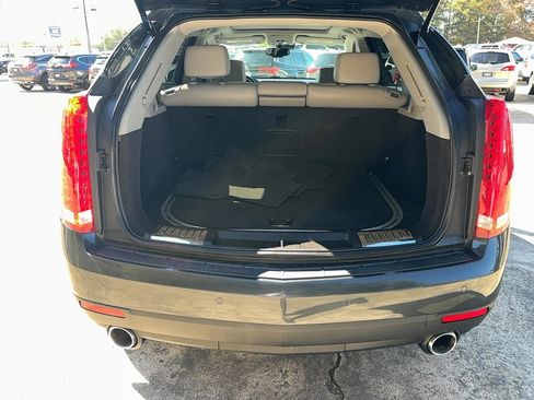 Used 2014 Cadillac SRX Luxury w/ Driver Awareness Package image 9