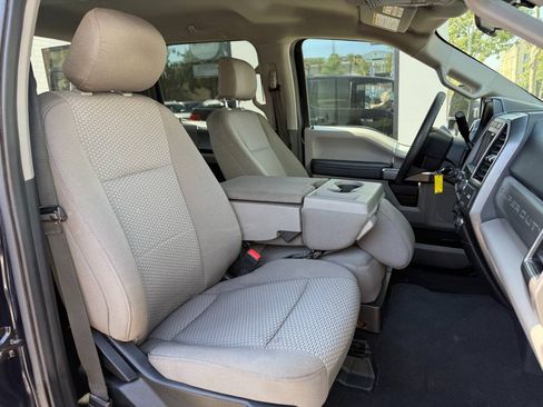 Used 2021 Ford F250 XLT w/ XLT Premium Package AWD/4WD image 30