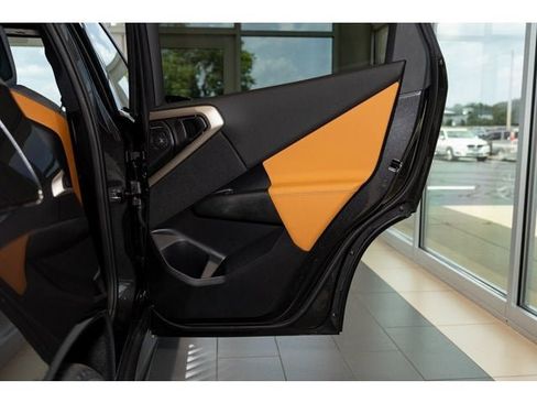 Used 2025 BMW X3 xDrive30i w/ Premium Package image 75