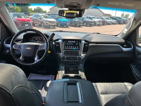 Used 2018 Chevrolet Suburban LT AWD/4WD image 27