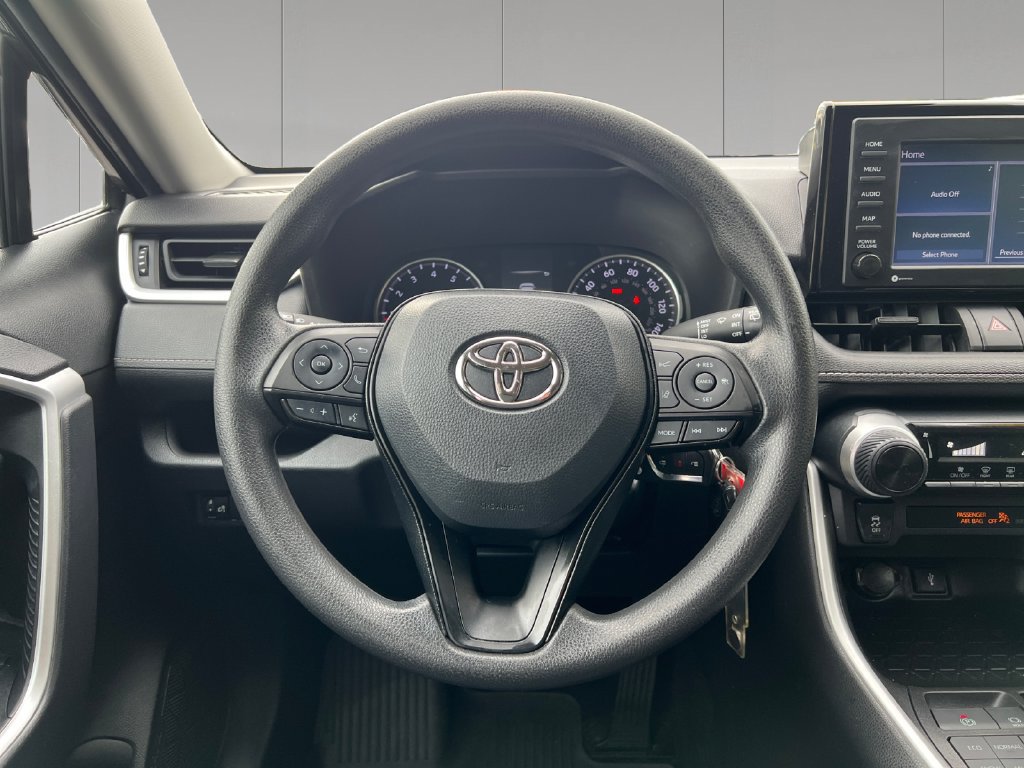 Used 2022 Toyota RAV4 LE AWD/4WD image 13