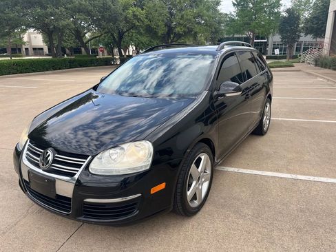 Used 2009 Volkswagen Jetta S FWD image 4